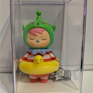 POPMART sleeping babies series: Alien baby